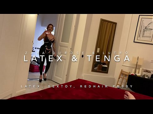 ❤️ Punapäine õepoolne õde latekskostüümis, keda kasuvend kuratab ️❌ Anaal video at us